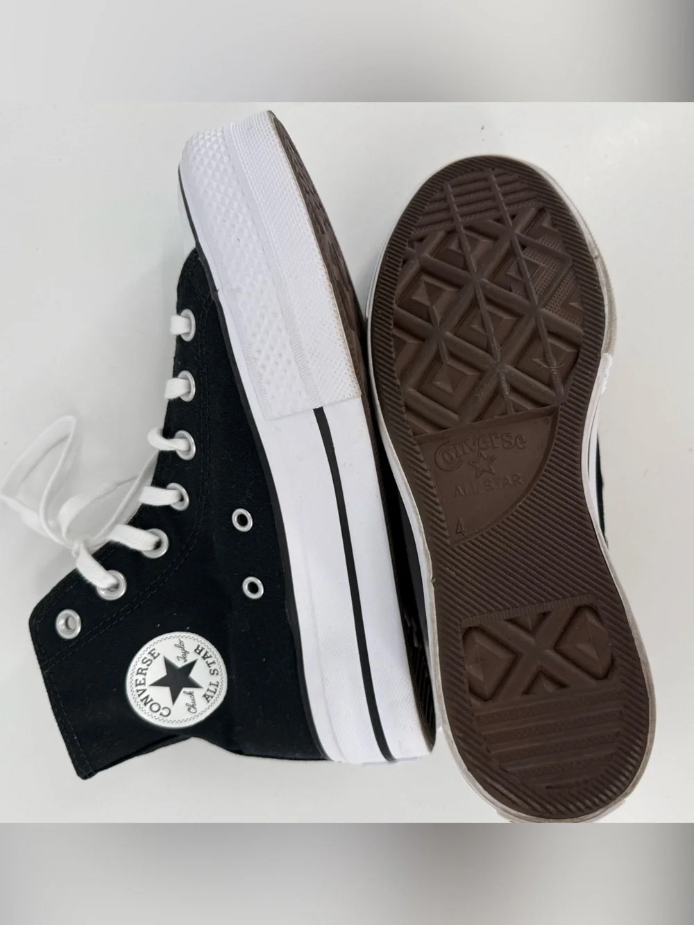 Converse All Stars crisp looks